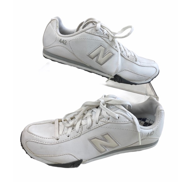 new balance women's cw442 classic sneaker